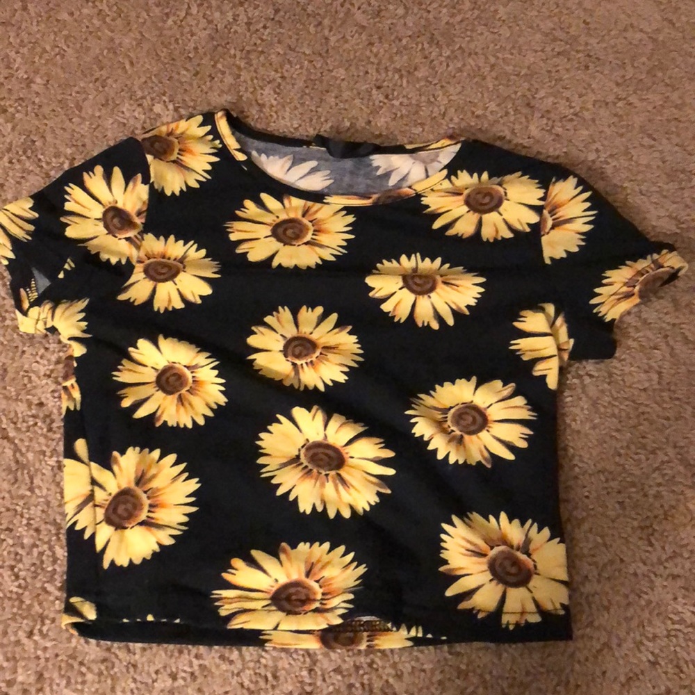 Sunflower cropped t-shirt